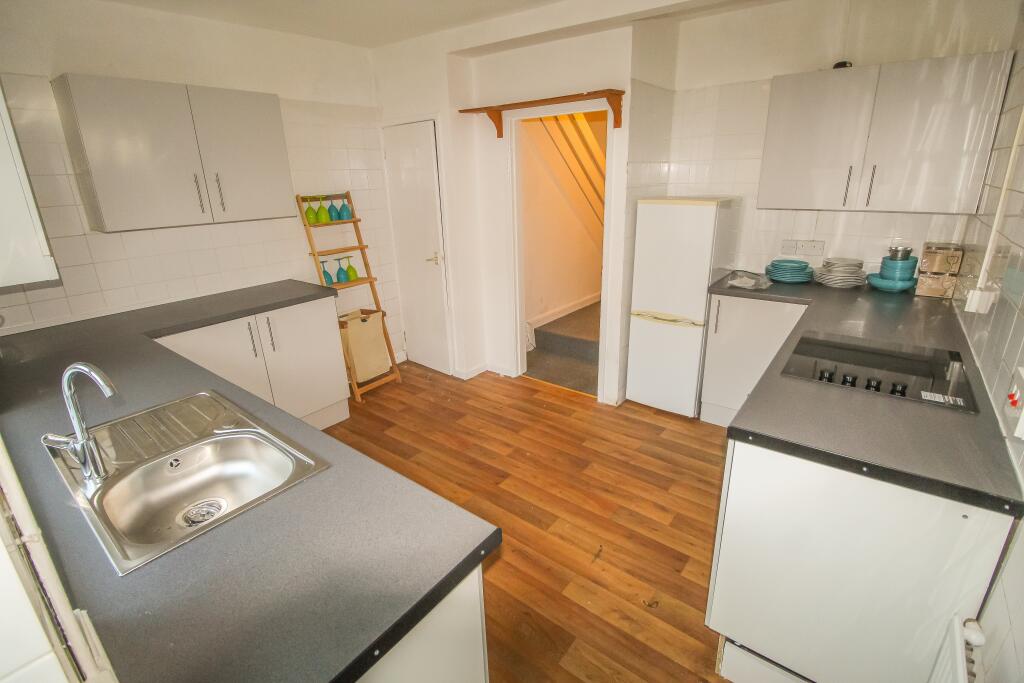 Kitchen 3