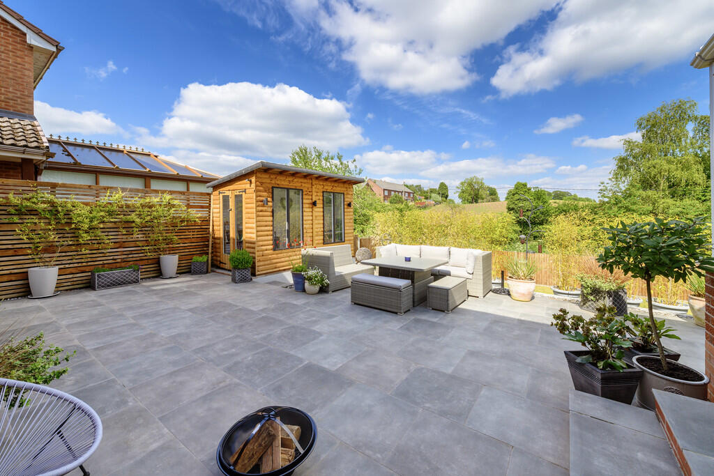 Garden Office 1