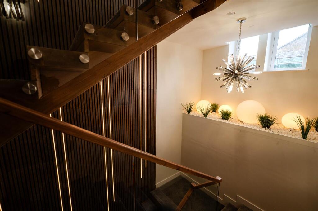 ImeldaPhoto_CromptonHouse_CommunalSpace6.jpg