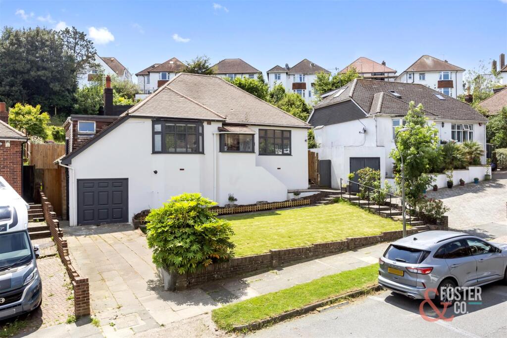 Valley Drive, 91-032.jpg