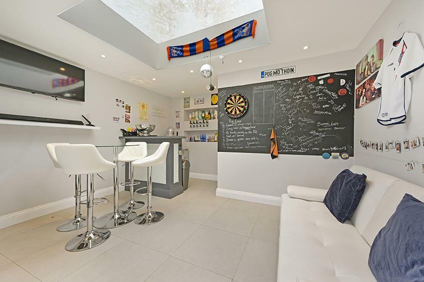 OATLANDS ROAD 14 (16 FROM 27)-25.jpg