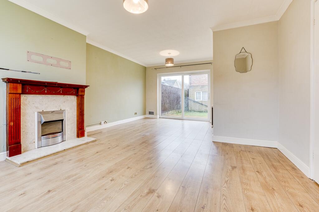 NN15 Woodford Close, Barton Seagrave