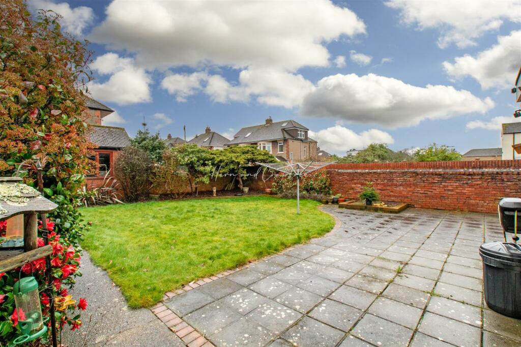 Maes Y Coed Road, Heath, HernCrabtree (24).jpg