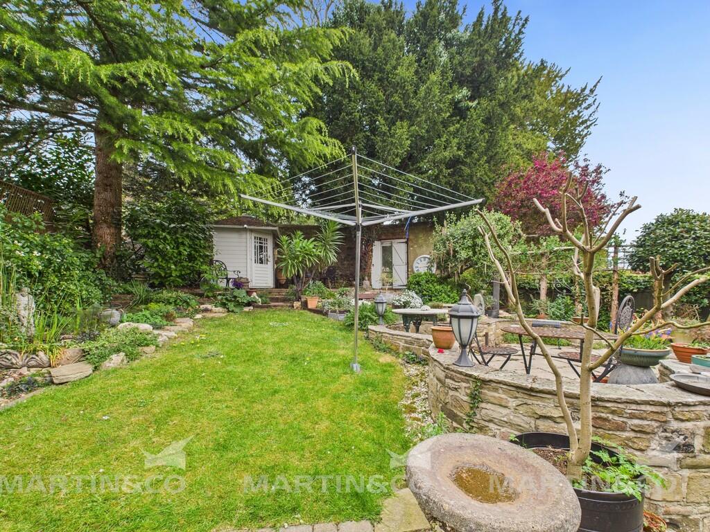 CAM02406G0-PR0443...