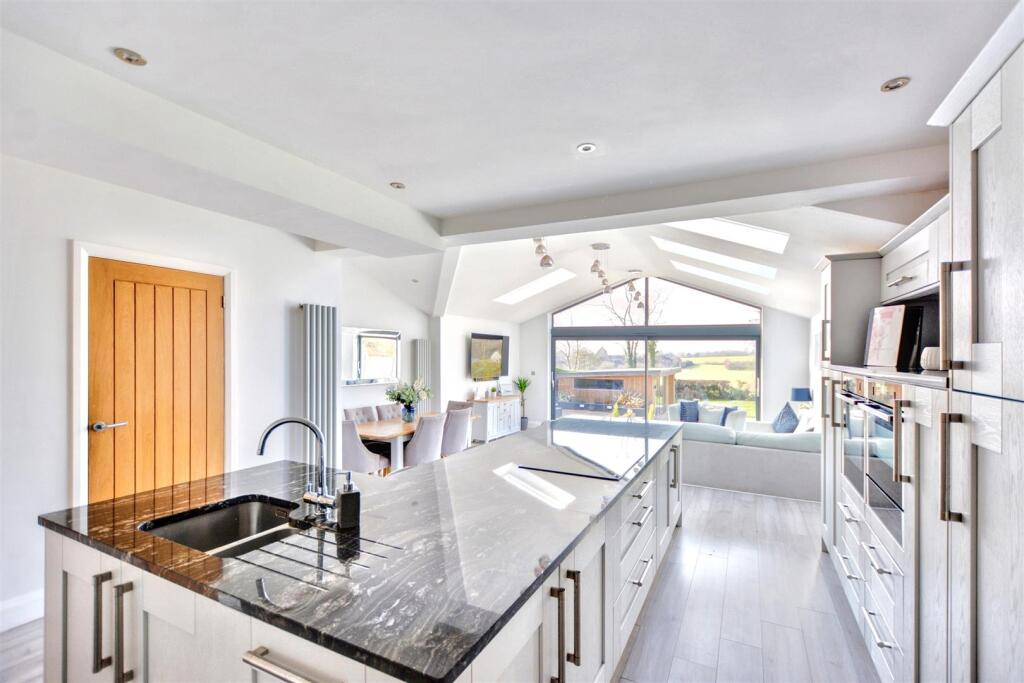 Kitchen Diner_18.jpeg