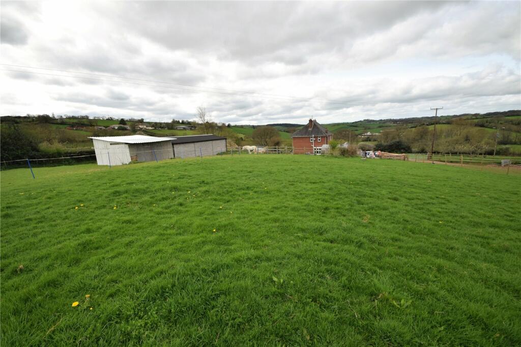 Crediton Seddons