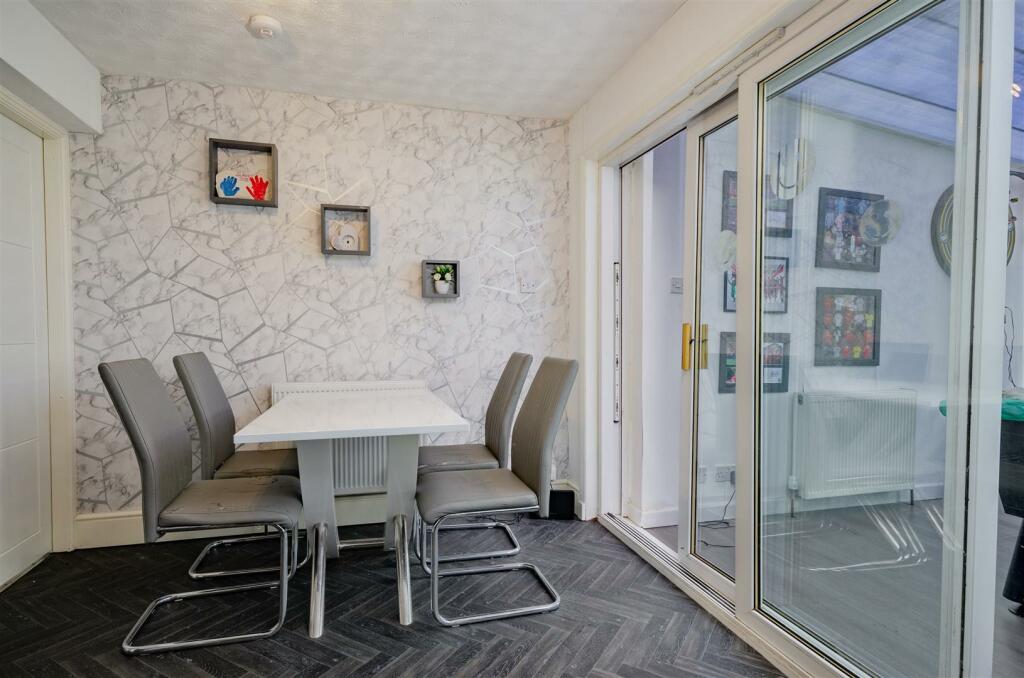 48 brackens Road Dundee-2.jpg