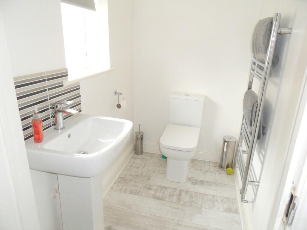 DOWNSTAIRS CLOAKROOM