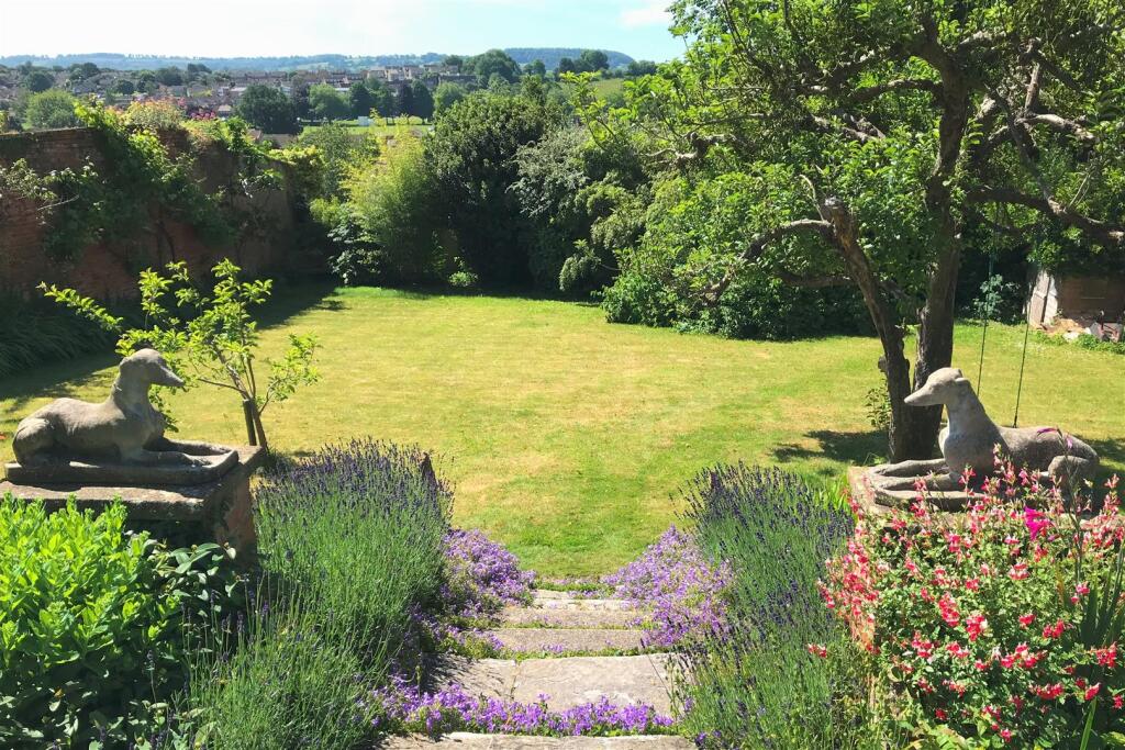 Lower Garden