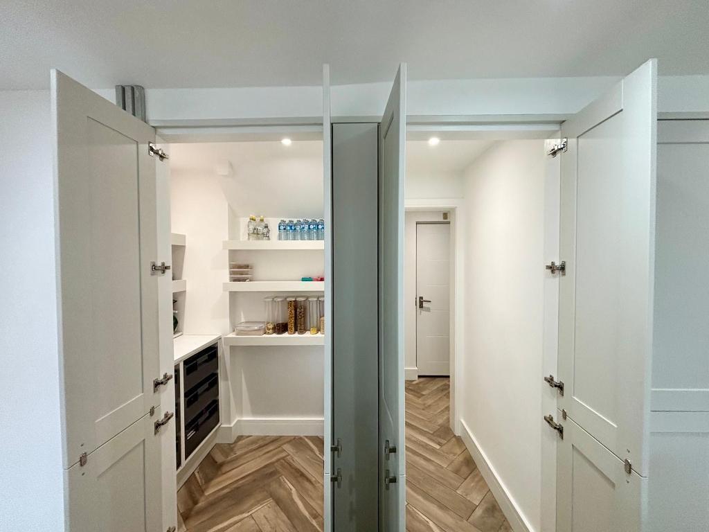 Access To Utility &amp; Garage
