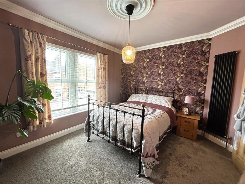 bed 2.JPG