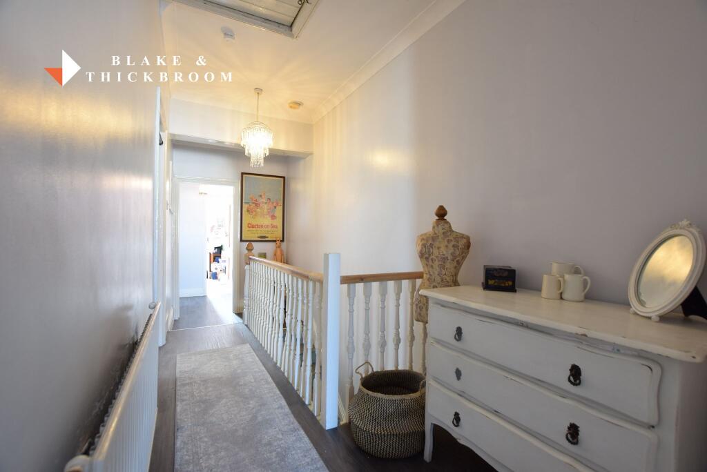 FIRST FLOOR LANDING