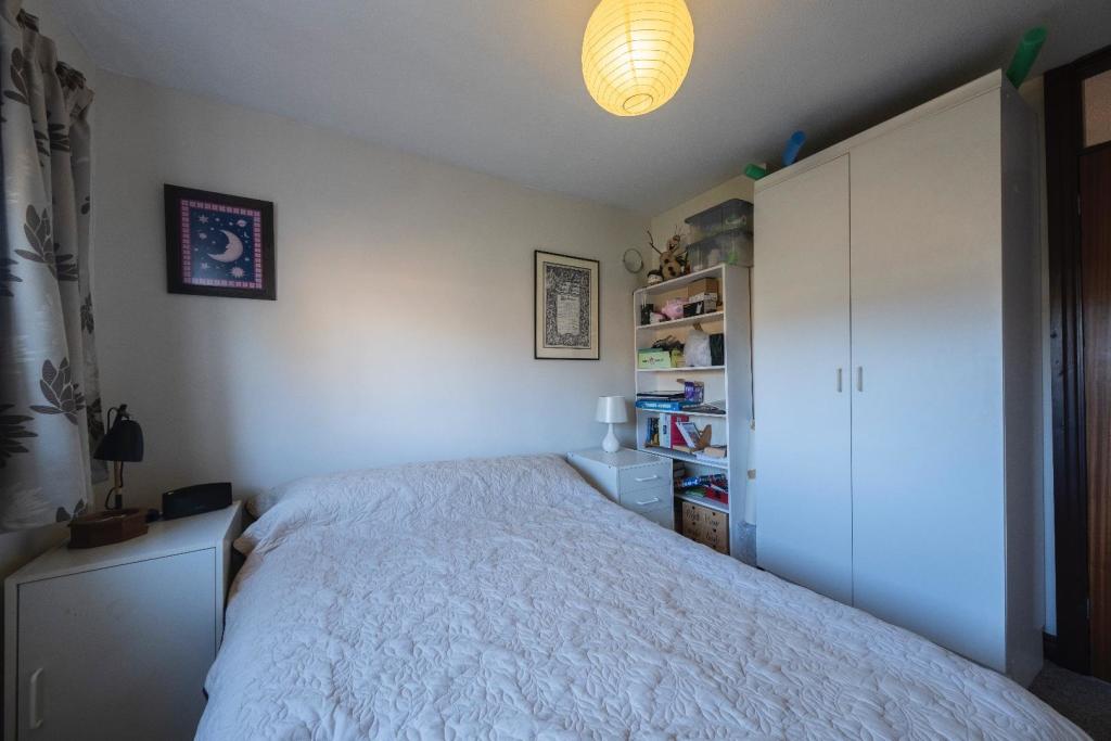 Meadow House-024.JPG