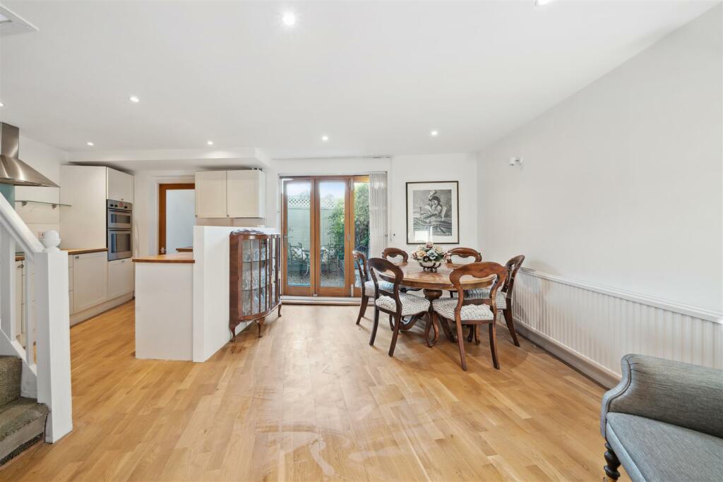 Devonshire Passage, W4 - FOR SALE