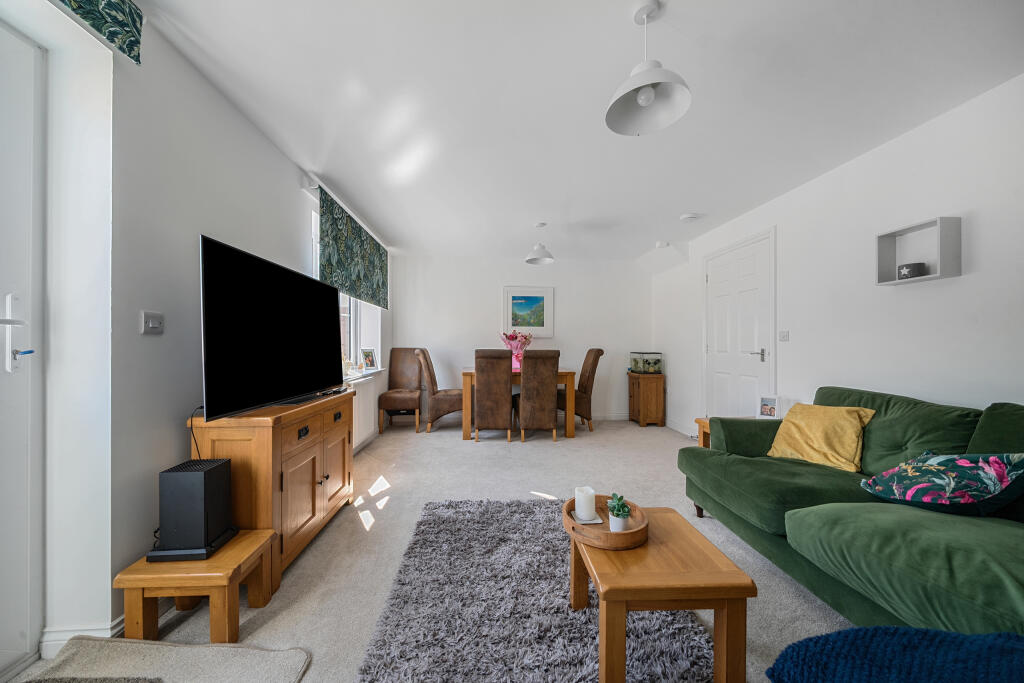 1312095-8-6852ee7cad396