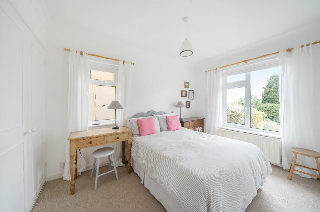 1302103-11-683d88...