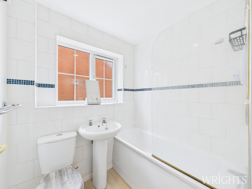 CAM05659G0-PR0018...