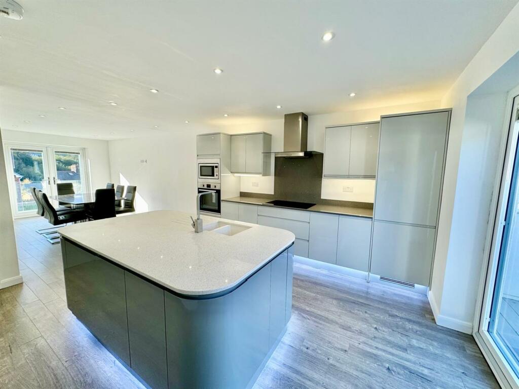 PHOTO-2024-10-30-08-09-32 (26).jpg