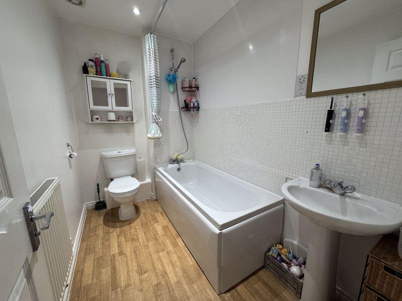 Second floor bathroom (2025)