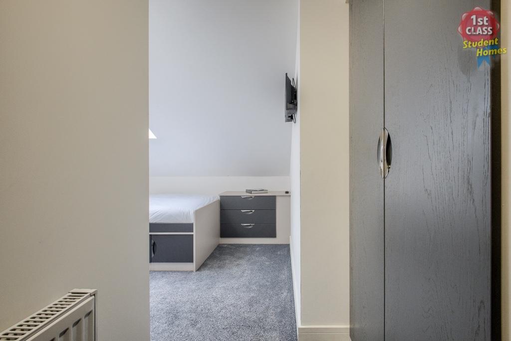 Bedroom 2 En Suite