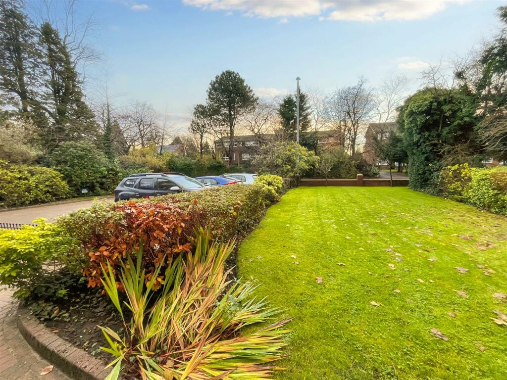 Front Gardens