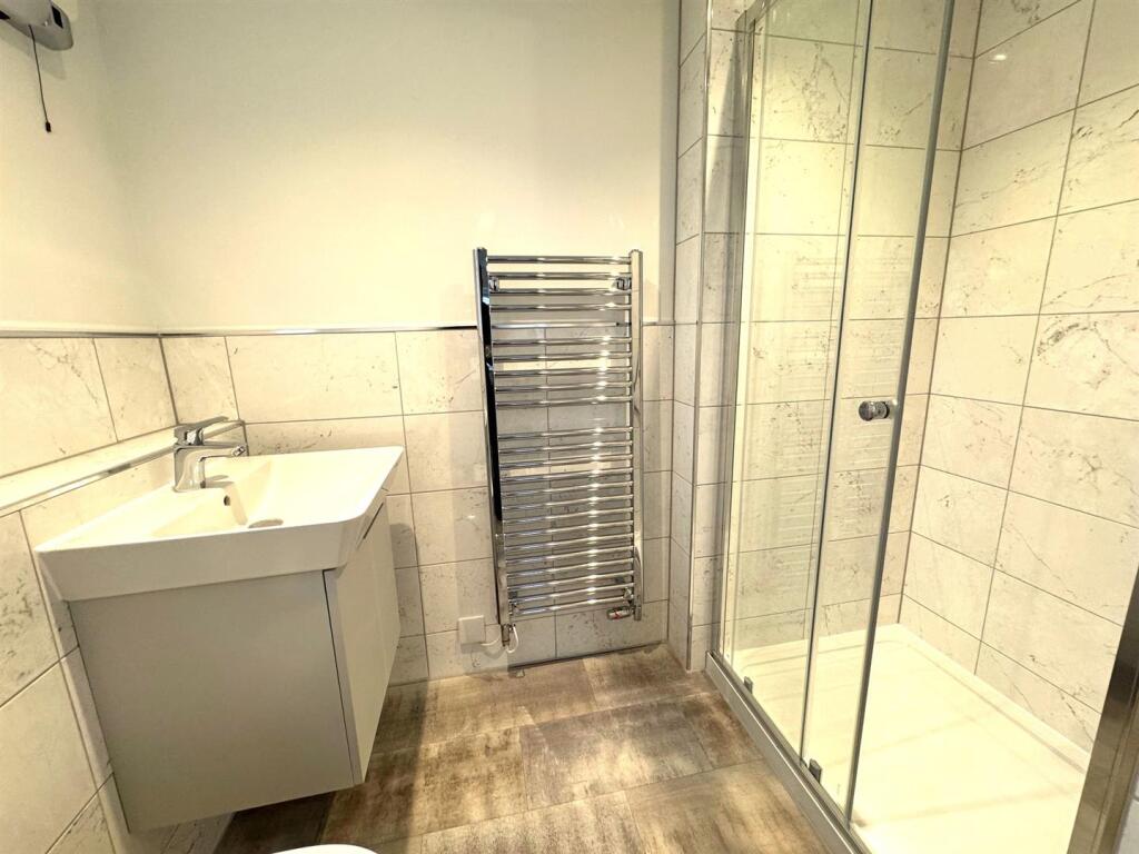 EN-SUITE.jpg