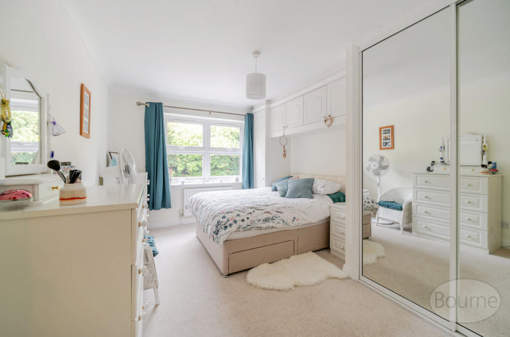 062c4351-d94e-40f...