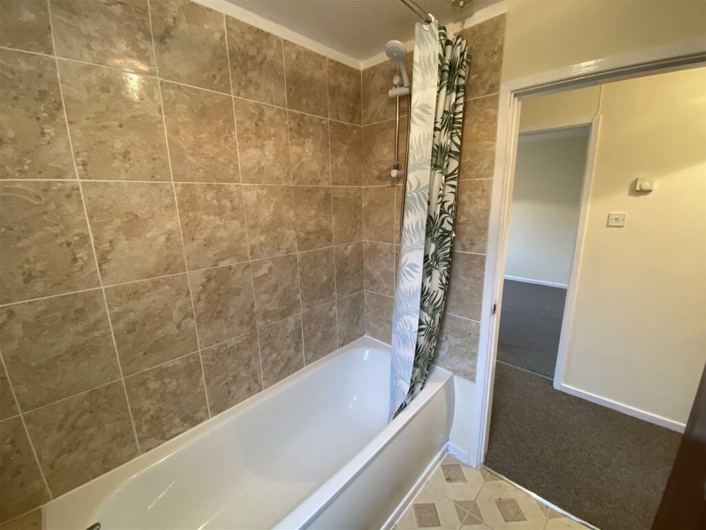 Bathroom.jpeg