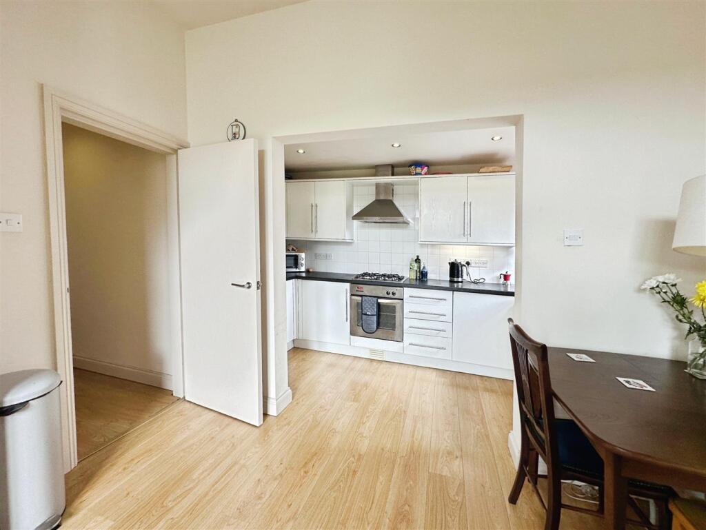 b3cf76af--4F40-91F7-8EE1C184019C-25761-00000770B3D