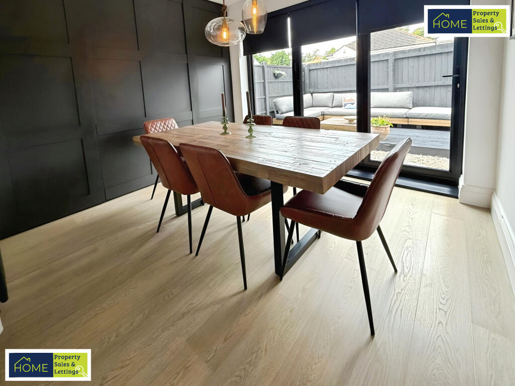 74832f33-Dining 20Room_02