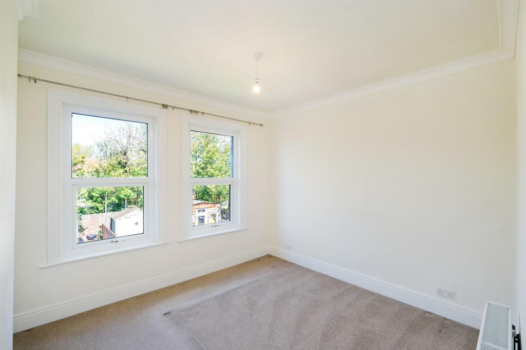 149 Brettenham Road_resized.jpg