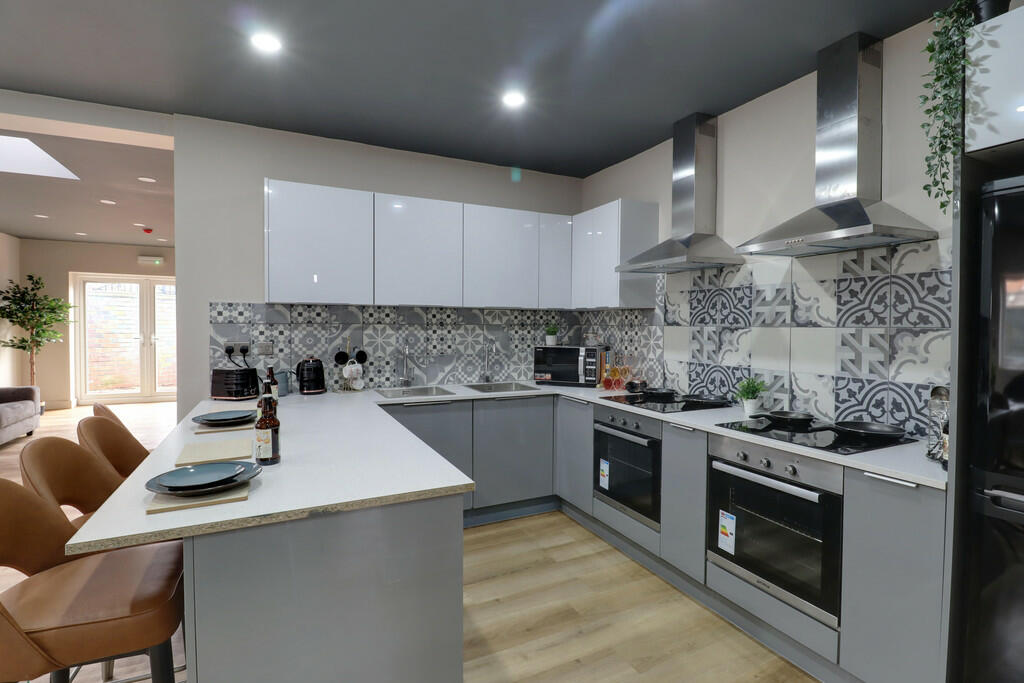 Main kitchen