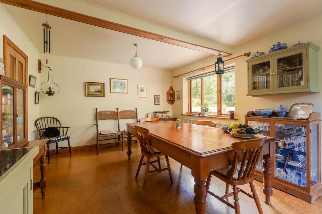 Kitchen/Dining Room