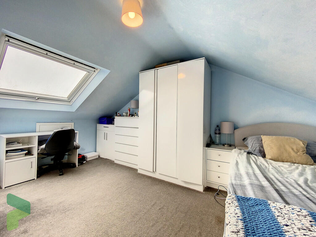 Attic room/Bedroo...