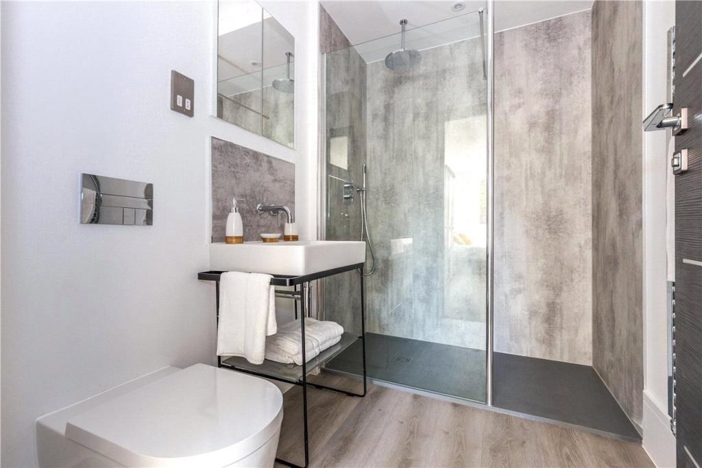 Ensuite