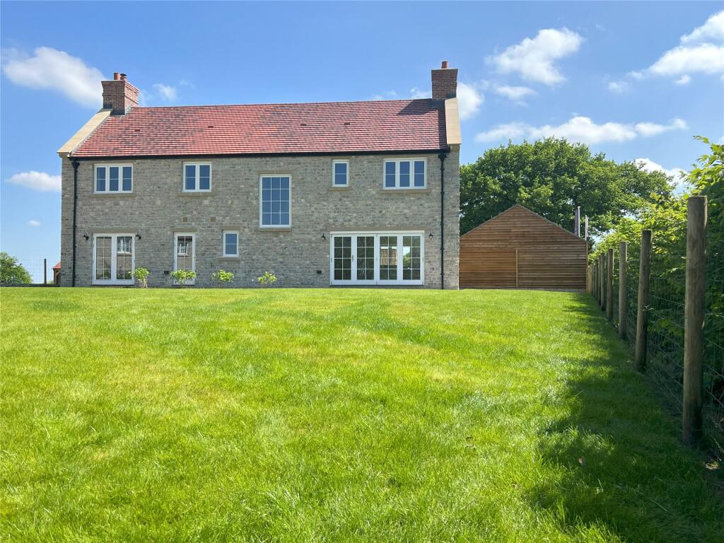 Garden/Rear