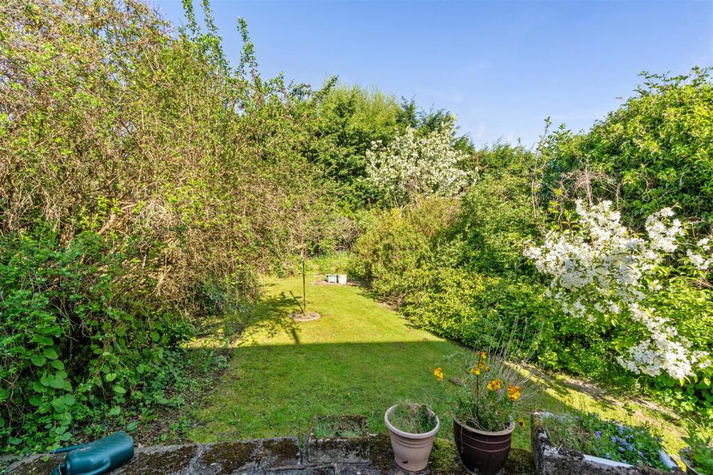 94 Hanbury Road_11.jpg