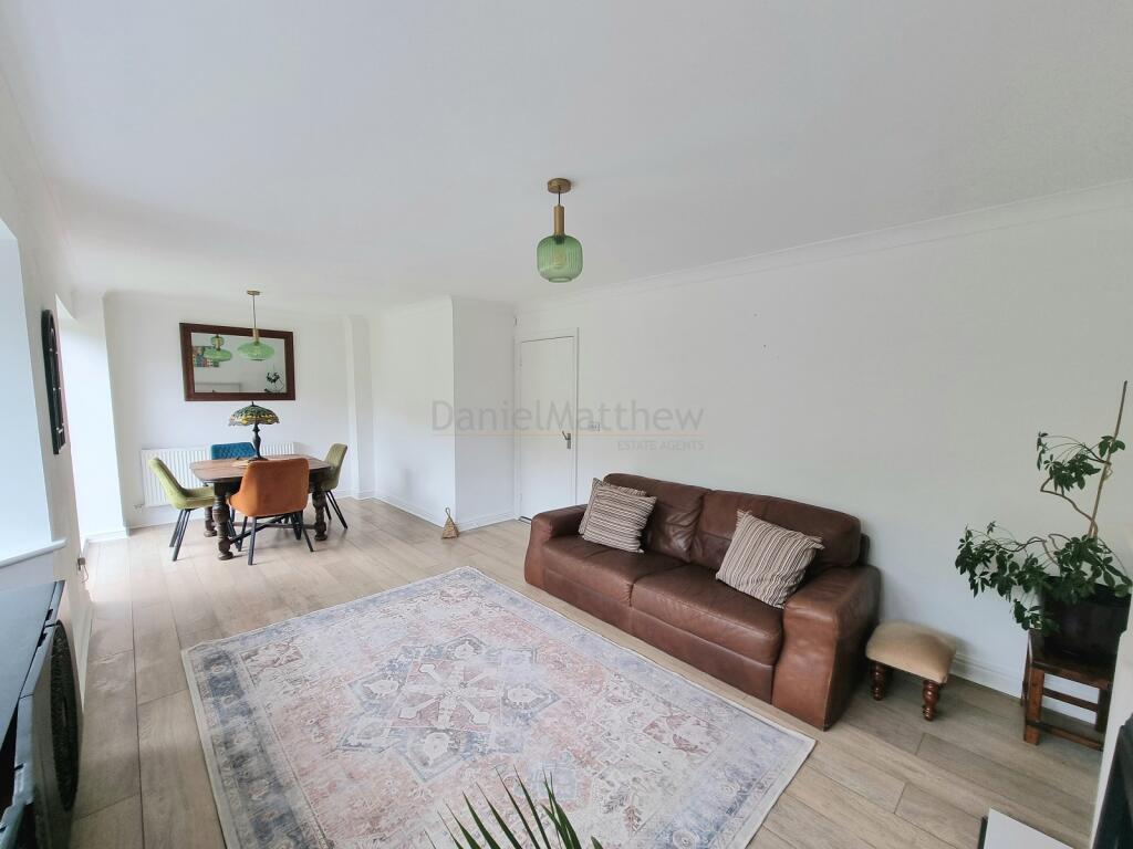 Lounge dining room