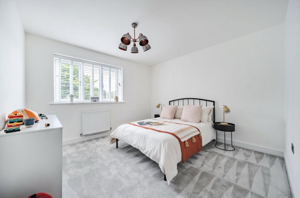 1320772-21-686bc6...