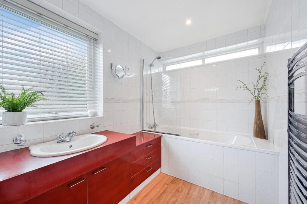 COLBORNE WAY (16).jpg