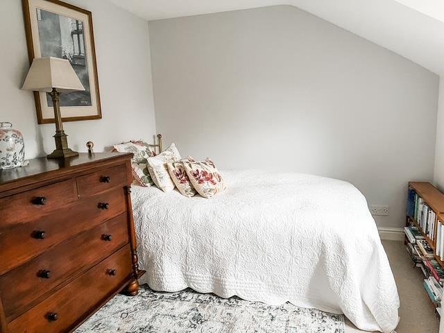 bedroom 2c.jpg
