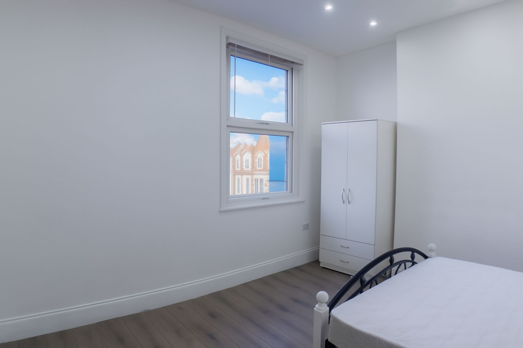 Bedroom2