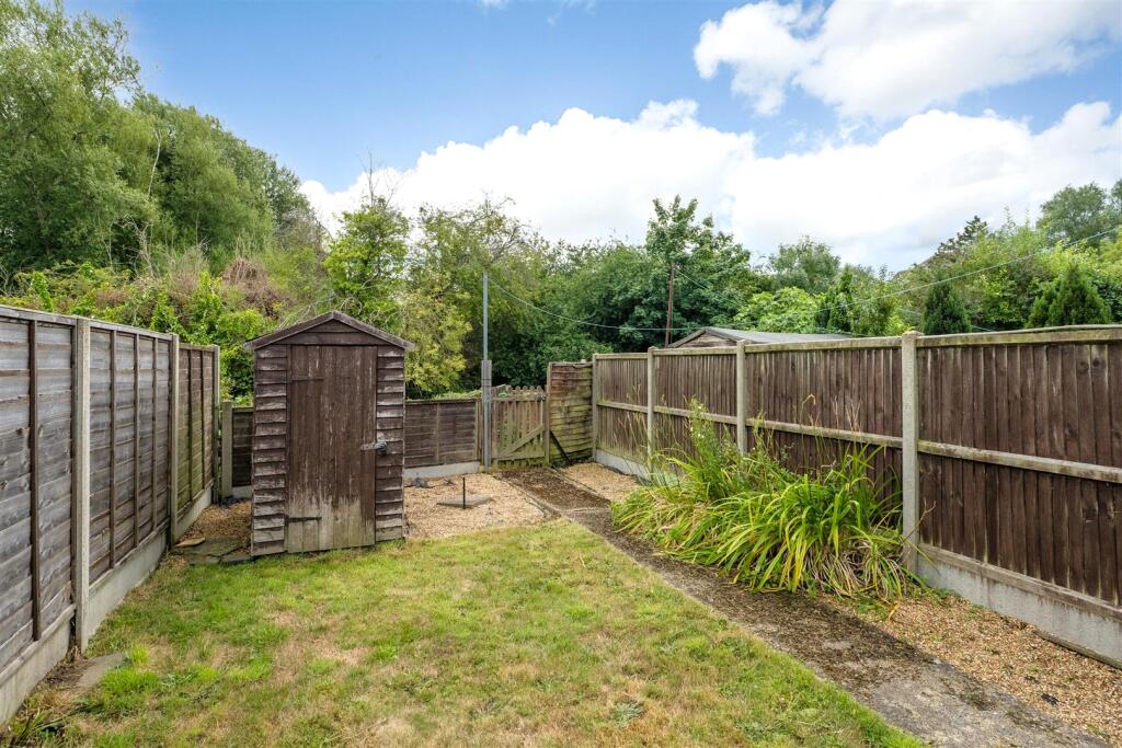 Willow Close, Canterbury