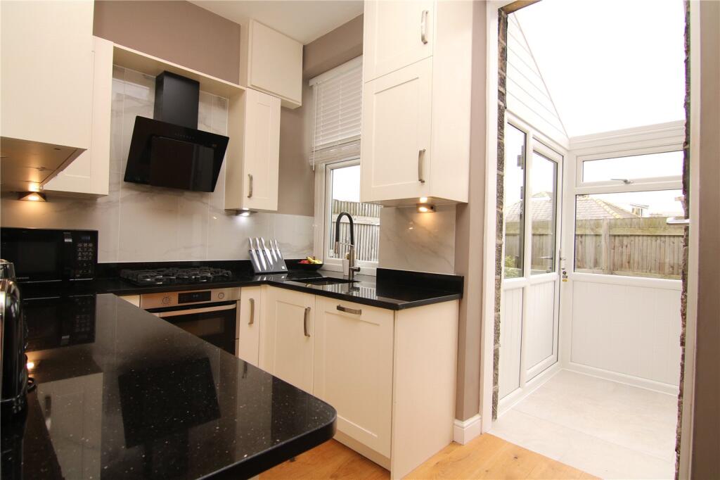Kitchen/Porch