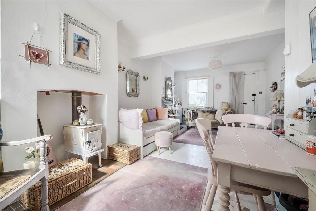Living Room/Dining Room