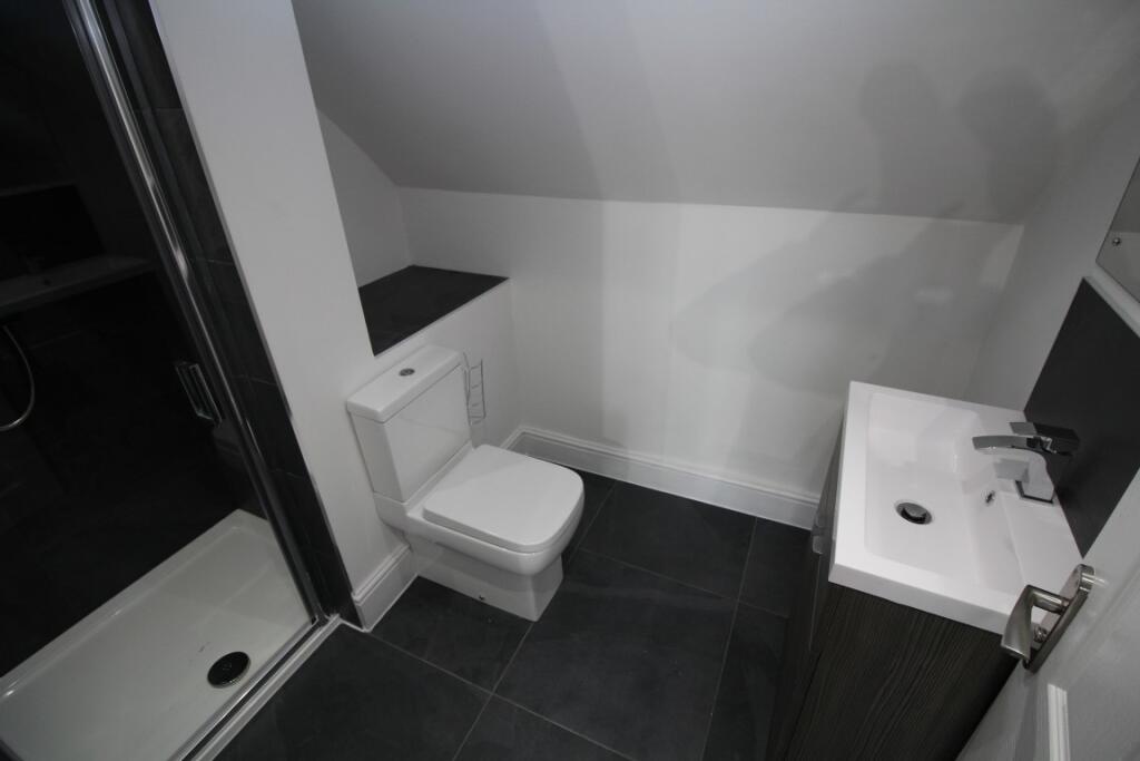 Bedroom 7 En-suite
