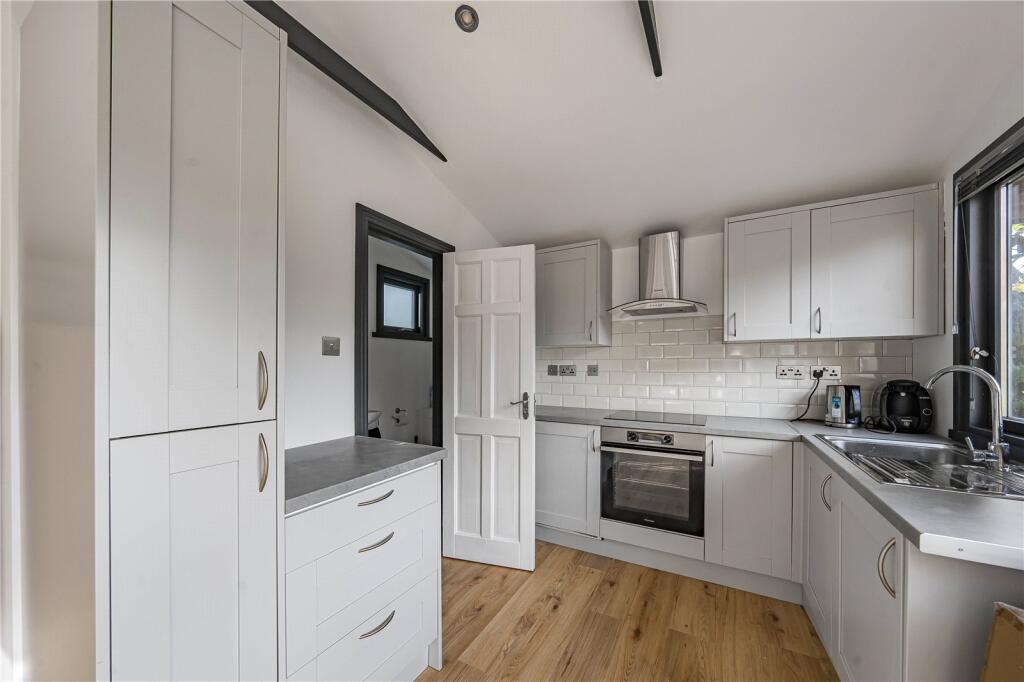 Studio Kitchen