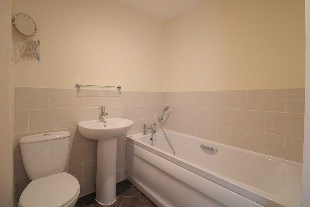 Main bathroom