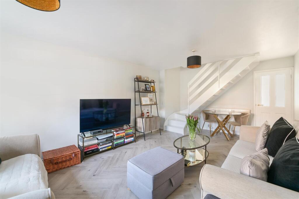 HAWTHORNE PLACE, (9).jpg