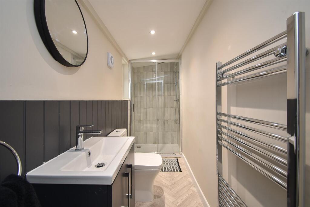 Ensuite